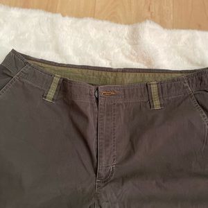 Mens Columbia Light Weight Cargo Waist 38